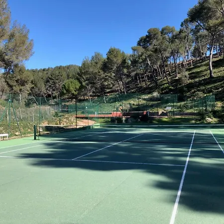 Superbe Dans Cadre D'exception-piscine, Tennis Et Privee Bandol