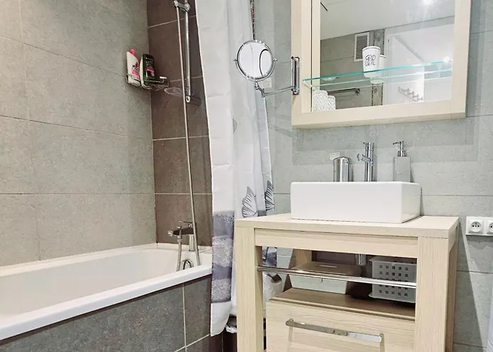 Superbe Dans Cadre D'exception-piscine, Tennis Et Privee * Бандоль