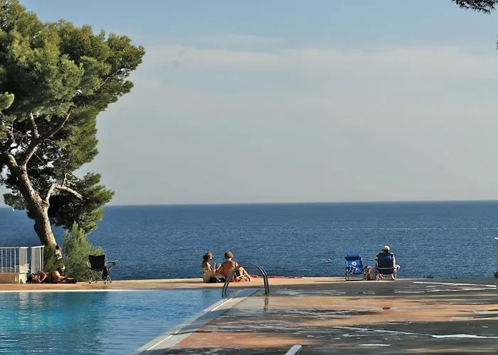 Апартаменты Superbe Dans Cadre D'exception-piscine, Tennis Et Privee