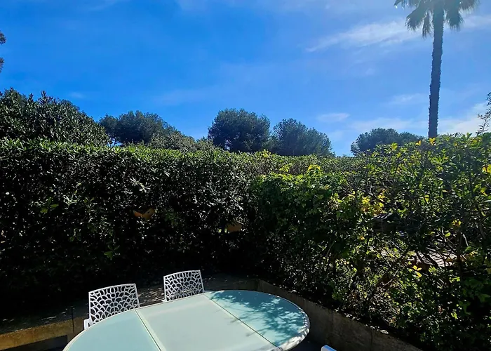 Superbe Dans Cadre D'exception-piscine, Tennis Et Privee Апартаменты *