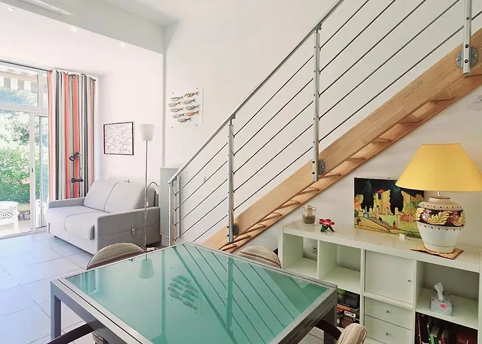 Superbe Dans Cadre D'exception-piscine, Tennis Et Privee *