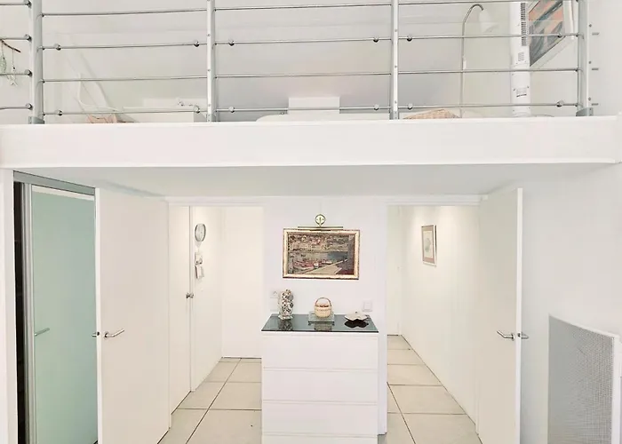 Апартаменты Superbe Dans Cadre D'exception-piscine, Tennis Et Privee Бандоль