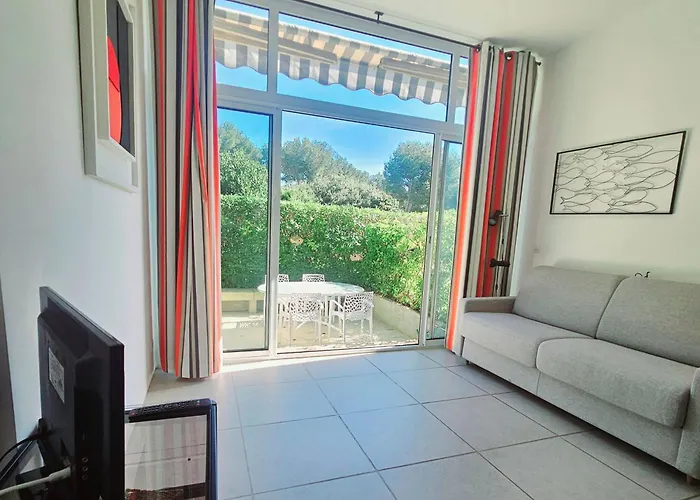 Superbe Dans Cadre D'exception-piscine, Tennis Et Privee * Бандоль